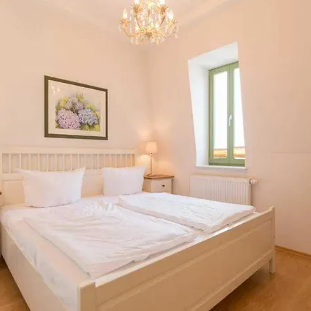 Apartment Frohsinn App 15 *